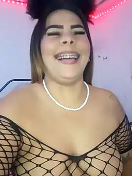 Snapshot of camila_rogue chatting on 30, 10, 2025 camila rogue online show from 30, 10, 2025