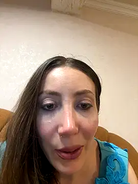 HellaryTourent online show from 11, 9, 2025