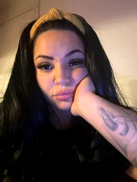 Snapshot of sexybunny18255 chatting on 6, 10, 2025 sexybunny18255 online show from 6, 10, 2025