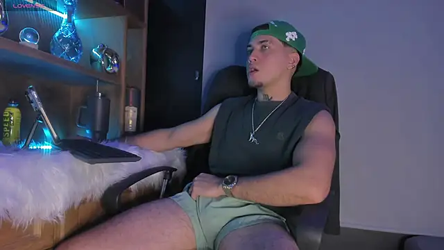 Snapshot of Gael_williams1 chatting on 21, 12, 2025 Gael williams1 online show from 21, 12, 2025