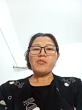 Snapshot of Vina_venus chatting on 21, 12, 2025 Vina venus online show from 21, 12, 2025