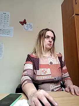 Ami Foxy online show from 2, 3, 2026