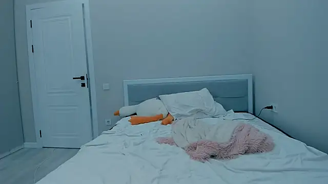 yuna loon online show from 3, 10, 2025