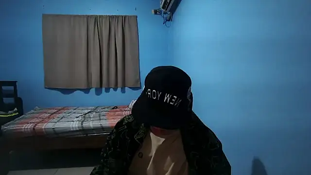 Jaket lovers online show from 2, 12, 2025