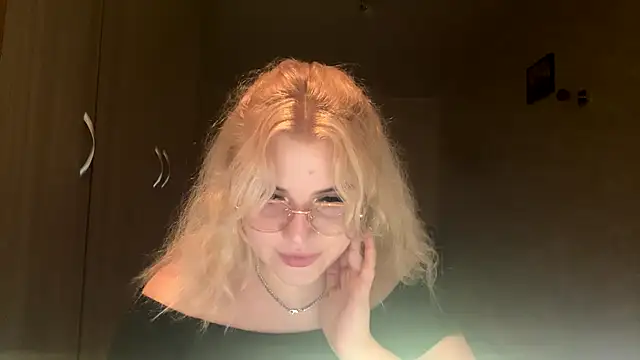 sunshinyflash online show from 9, 11, 2025