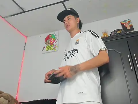 Mateo Escobar online show from 1, 11, 2025