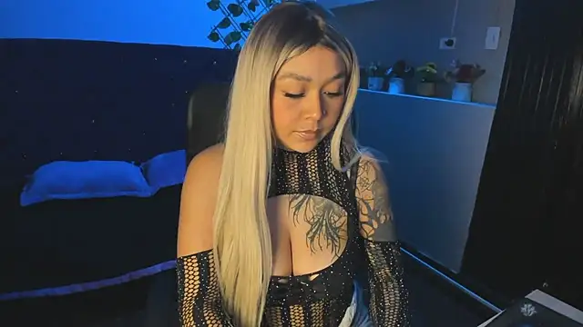 Snapshot of Keyla_Cutte chatting on 28, 11, 2025 Keyla Cutte online show from 28, 11, 2025