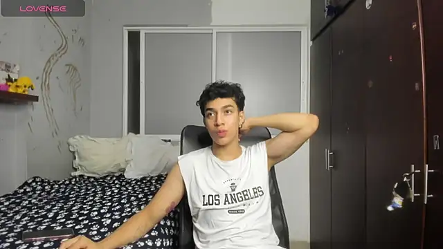 Snapshot of Noxx_starkK chatting on 30, 9, 2025 Noxx starkK online show from 30, 9, 2025