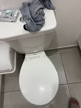 Snapshot of michael877675 chatting on 29, 10, 2025 michael877675 online show from 29, 10, 2025