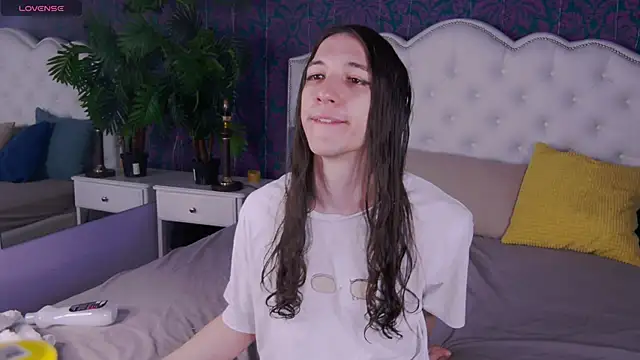 Snapshot of SilverMuse chatting on 14, 4, 2026 SilverMuse online show from 14, 4, 2026