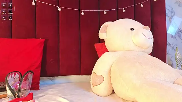 Snapshot of PrincePoppy chatting on 25, 10, 2025 PrincePoppy online show from 25, 10, 2025