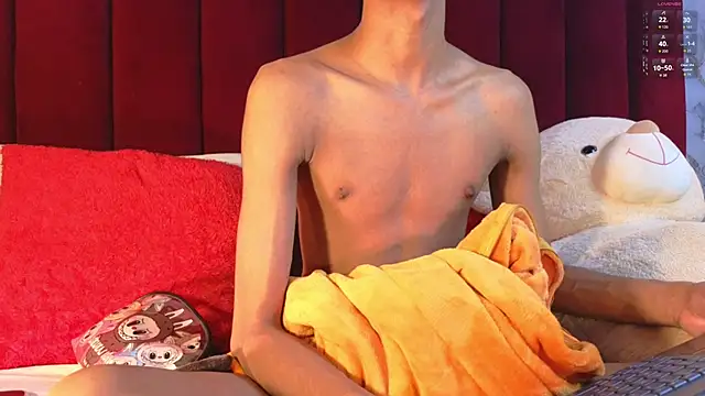 Snapshot of PrincePoppy chatting on 30, 10, 2025 PrincePoppy online show from 30, 10, 2025