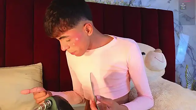 Snapshot of PrincePoppy chatting on 7, 11, 2025 PrincePoppy online show from 7, 11, 2025