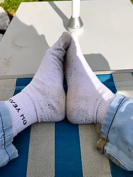 Teafeet online show from 12, 3, 2026