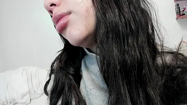 snow doll online show from 24, 10, 2025