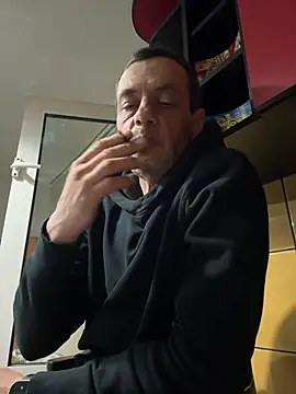 Snapshot of adiluci1 chatting on 28, 3, 2026 adiluci1 online show from 28, 3, 2026