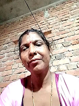 Savita992 online show from 3, 10, 2025