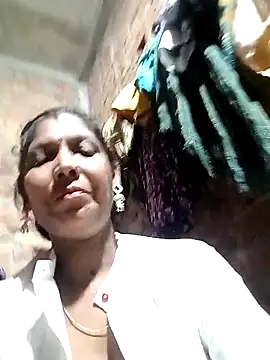 Savita992 online show from 6, 10, 2025