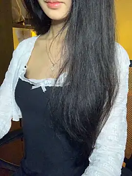 Nhinhi18 online show from 12, 3, 2026