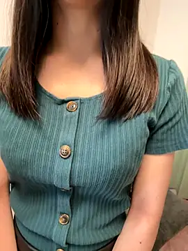 Snapshot of C-4bomb chatting on 9, 9, 2025 C-4bomb online show from 9, 9, 2025