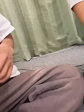 Snapshot of C-4bomb chatting on 10, 10, 2025 C-4bomb online show from 10, 10, 2025