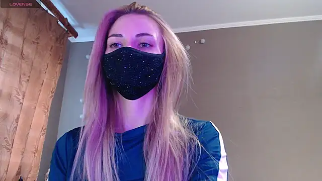 Iris lave online show from 28, 9, 2025