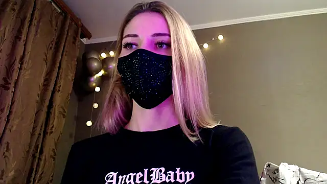 Iris lave online show from 28, 11, 2025