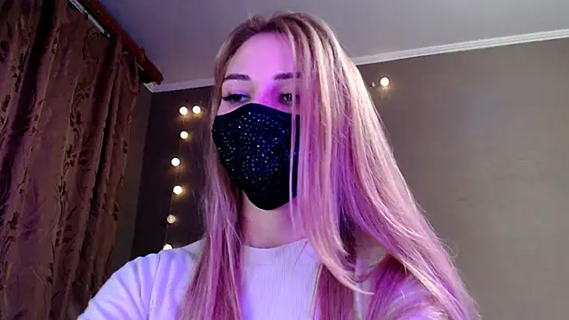 Iris lave online show from 17, 12, 2025