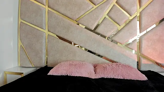 Zafiro claire online show from 4, 10, 2025