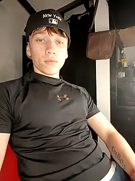 Logan sixxer online show from 27, 9, 2025