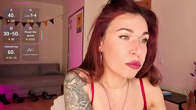 ReginaFoXXXy online show from 13, 4, 2026