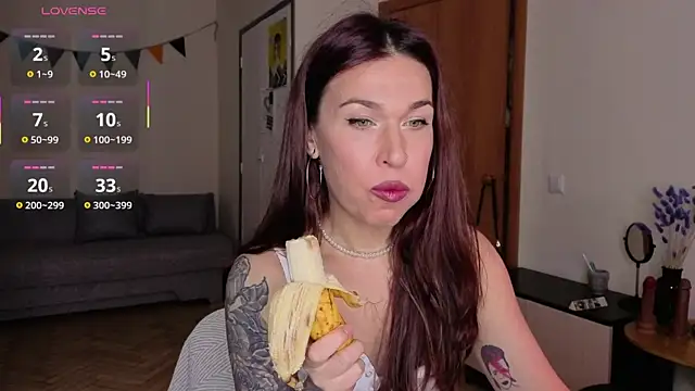 ReginaFoXXXy online show from 20, 4, 2026