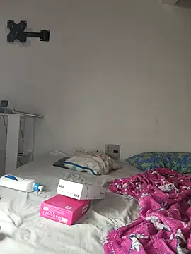 Sharon Black online show from 20, 10, 2025