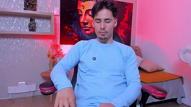 Snapshot of loghan_fox chatting on 7, 10, 2025 loghan fox online show from 7, 10, 2025