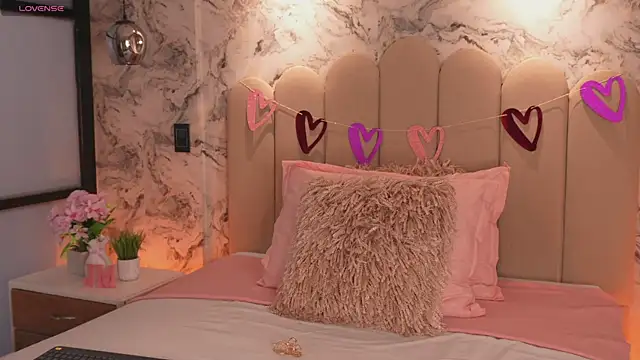 Snapshot of JessicaMason chatting on 24, 2, 2026 JessicaMason online show from 24, 2, 2026