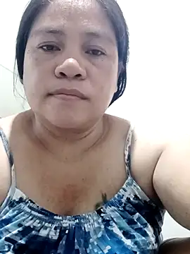 Snapshot of pinay_labb chatting on 29, 5, 2026 pinay labb online show from 29, 5, 2026