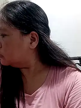 Snapshot of pinay_labb chatting on 2, 6, 2026 pinay labb online show from 2, 6, 2026