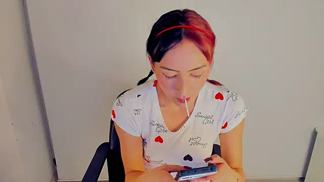 Madison charlotte online show from 25, 10, 2025