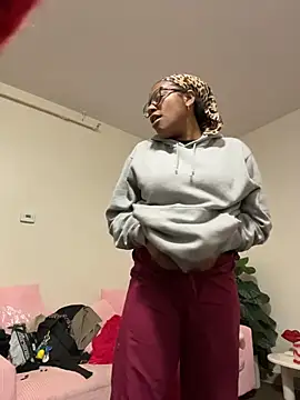 Snapshot of Tu_GataLinda chatting on 2, 11, 2025 Tu GataLinda online show from 2, 11, 2025