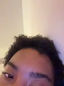 Snapshot of Tu_GataLinda chatting on 6, 11, 2025 Tu GataLinda online show from 6, 11, 2025