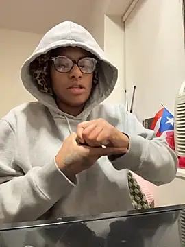 Snapshot of Tu_GataLinda chatting on 11, 11, 2025 Tu GataLinda online show from 11, 11, 2025