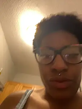 Snapshot of Tu_GataLinda chatting on 22, 11, 2025 Tu GataLinda online show from 22, 11, 2025