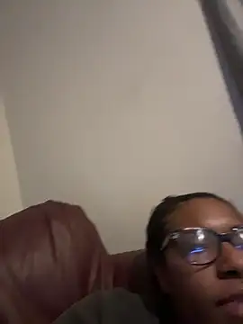 Snapshot of Tu_GataLinda chatting on 23, 11, 2025 Tu GataLinda online show from 23, 11, 2025