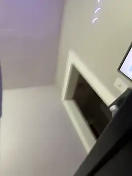 Snapshot of Tu_GataLinda chatting on 2, 12, 2025 Tu GataLinda online show from 2, 12, 2025