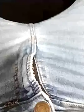 Snapshot of Ajayy01 chatting on 25, 11, 2025 Ajayy01 online show from 25, 11, 2025