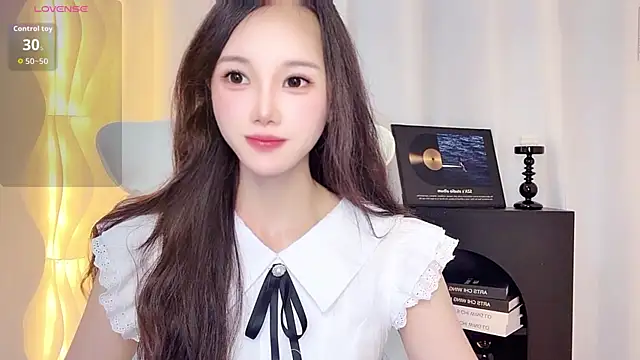 Snapshot of Aiyi909- chatting on 19, 7, 2026 Aiyi909- online show from 19, 7, 2026