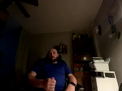 Snapshot of Bidea2034 chatting on 3, 11, 2025 Bidea2034 online show from 3, 11, 2025
