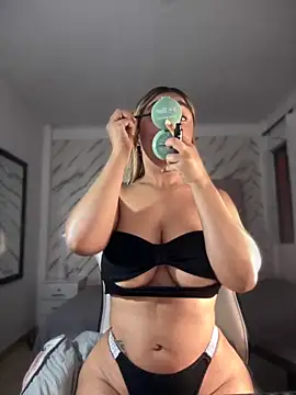 Snapshot of ChannelConnor_ chatting on 26, 9, 2025 ChannelConnor  online show from 26, 9, 2025