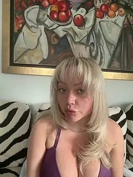 misstitmouseofficial online show from 19, 3, 2026