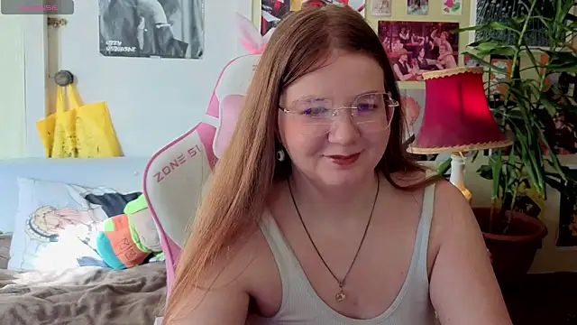 Sienna-Cow online show from 28, 9, 2025